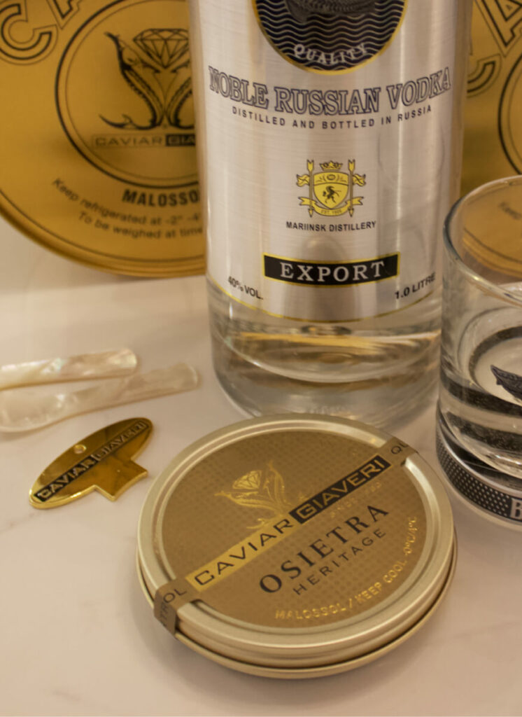 Caviale Osietra Heritage Giaveri scatoletta chiusa e vodka